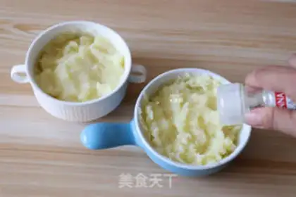 Make Tuna sausage mashed potatoes step 4