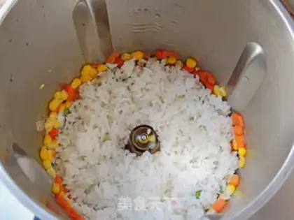 Make Vegetable beef sauce and rice step 3
