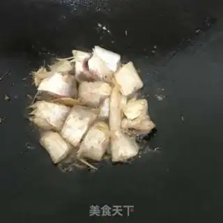 Make Swordfish tofu soup step 1