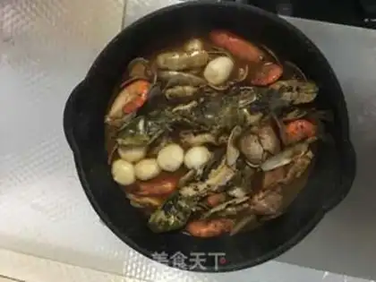 Make A pot of fresh seafood step 9