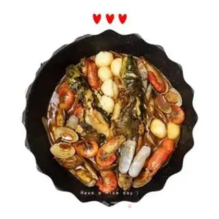 Make A pot of fresh seafood step 10