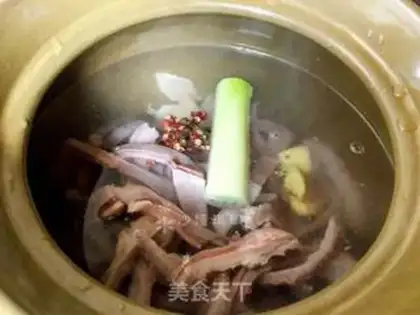 Make Clear the rooster belly soup step 8