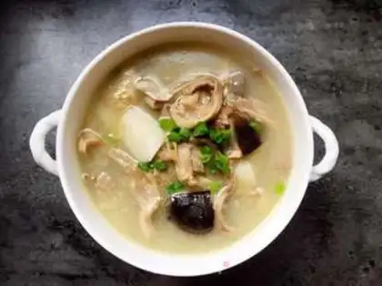 Make Clear the rooster belly soup step 10