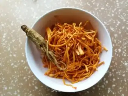 Make The white vermin weed stewed pheasant step 3