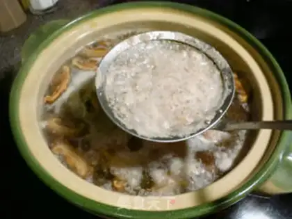 Make A casserole of pigbones step 1
