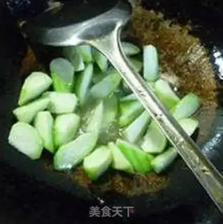 Make Bean petals and melons step 6