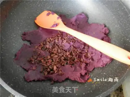 Make Crystal potato cranberry pie step 7