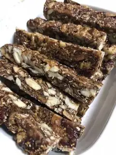 Make Homemade energy bar step 8