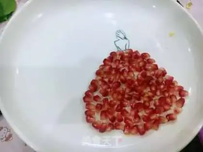 Make Pomegranate girl step 3