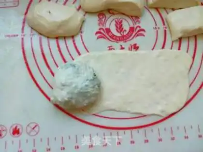 Make Cream egg pie step 16