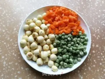 Make Fresh Lotus makes peas step 0