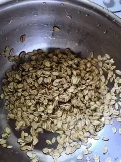Make No hairy oatmeal step 0