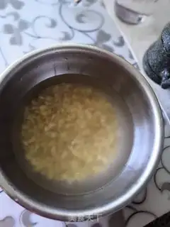 Make No hairy oatmeal step 1