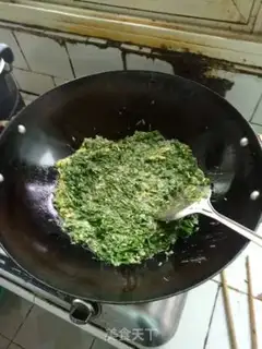Make Scrambled eggs step 3