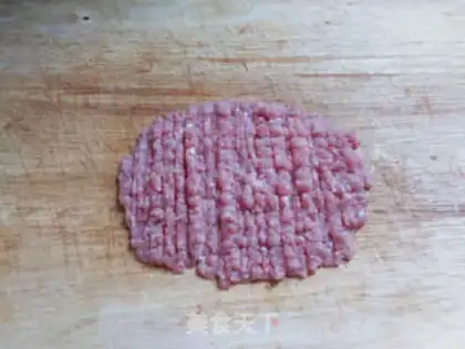 Make Meat and egg radish soup step 1