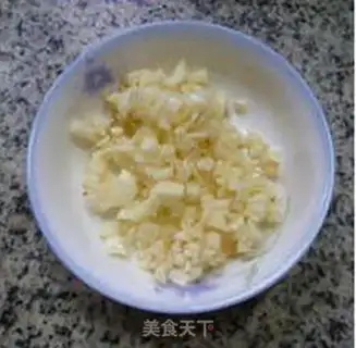 Make Garlic and soy sauce step 2