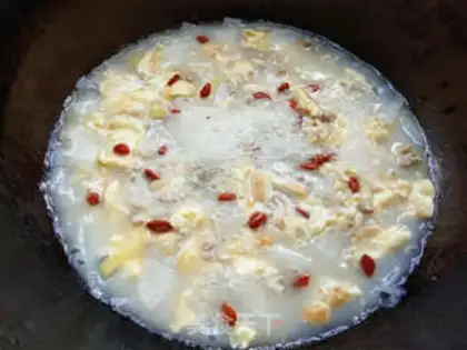 Make Meat and egg radish soup step 9