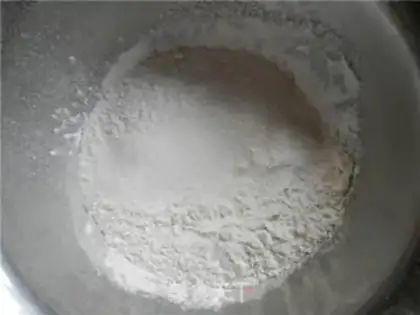 Make Lotus bun step 1