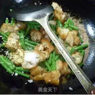 Make Garlic and soy sauce step 8
