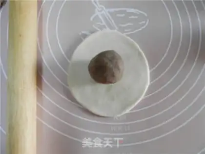 Make Lotus bun step 5