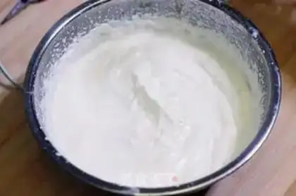 Make French sour mousse cake step 3