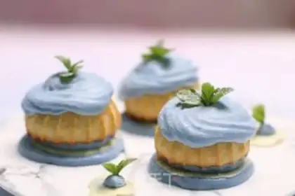 Make Blue velvet cheese puff step 17