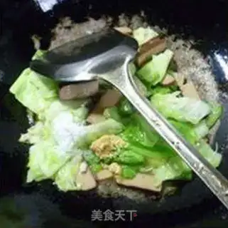 Make Egg-dried cabbage step 5