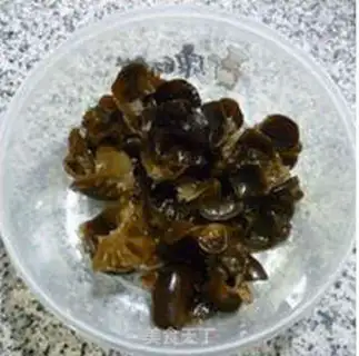 Make Black Muer