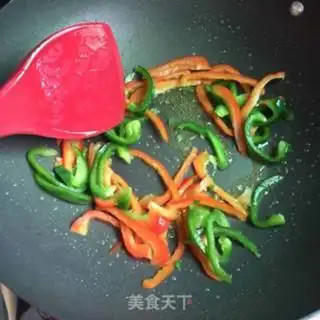 Make Beef fried river powder step 5