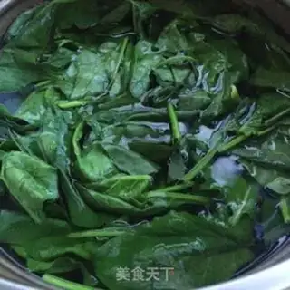 Make Pine noodles step 1