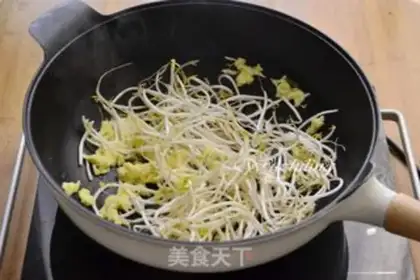 Make Scrambled sprouts step 4