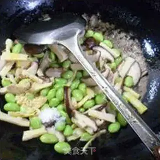 Make Fry beans with mushroom tails step 8