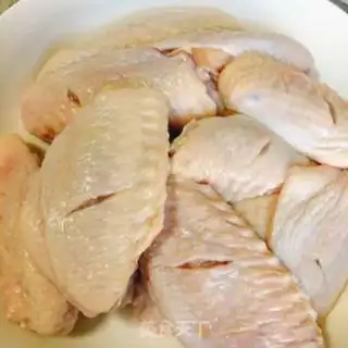 Make Jelly chicken wings step 1
