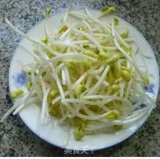 Make Soybean sprouts step 1