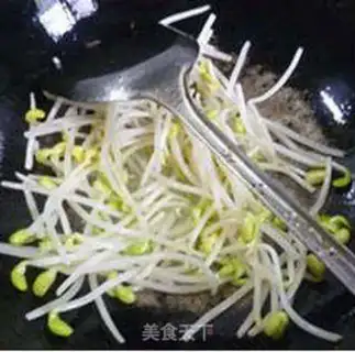 Make Soybean sprouts step 4