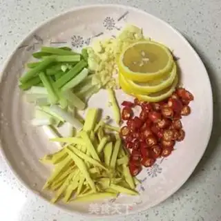 Make Red lemon for chicken feet step 4