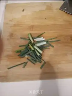 Make A soybean sprouts fan step 2