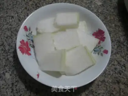 Make Duck leg steaming melons step 3