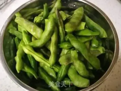 Make Soy sauce, melon bean horns step 0