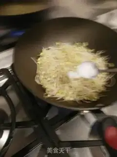 Make A soybean sprouts fan step 11