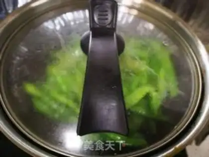 Make Soy sauce, melon bean horns step 4