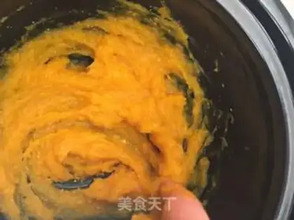 Make Pumpkin rolls step 3