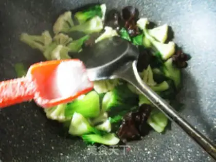 Make Black-moleved cabbage step 5