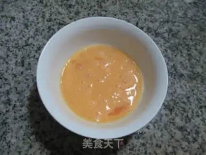 Make Duck eggs, double soup step 1