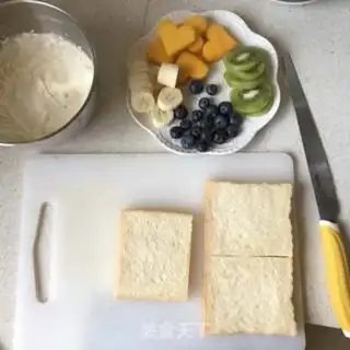 Make Open fruit sandwich step 2