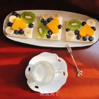 Make Open fruit sandwich step 6