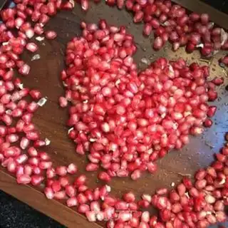 Make Fresh pomegranate juice step 1