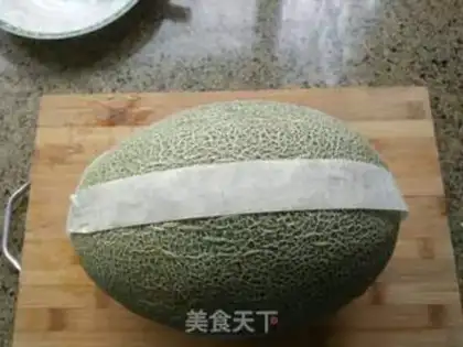 Make Hammelon fruit basket step 1