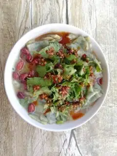 Make Sour sauerkraut noodles step 15