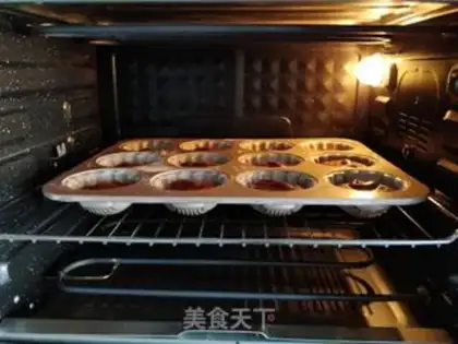 Make Chocolate Madeleine step 8